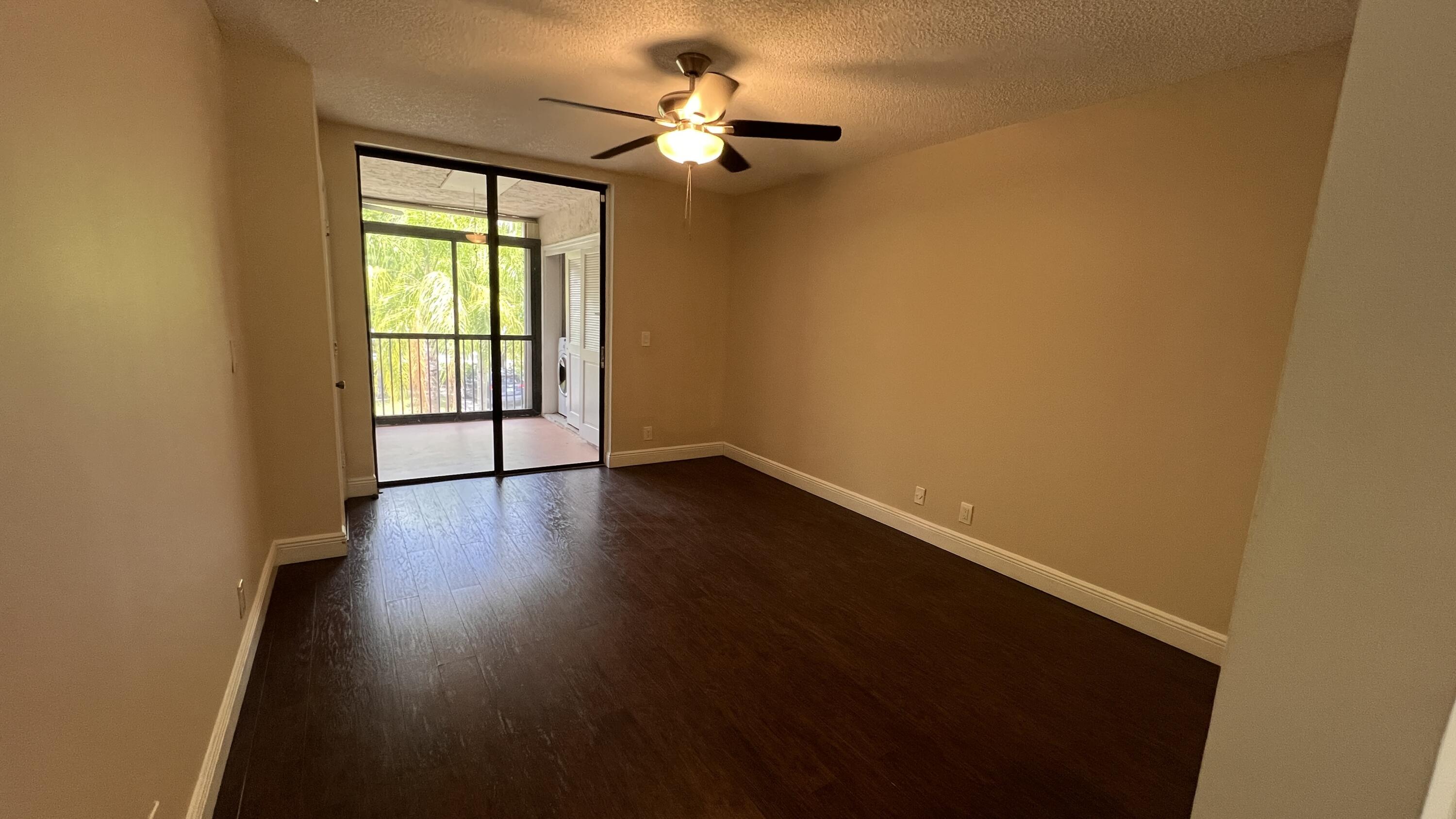 APPLEWOOD VILLAGE IV - Residential