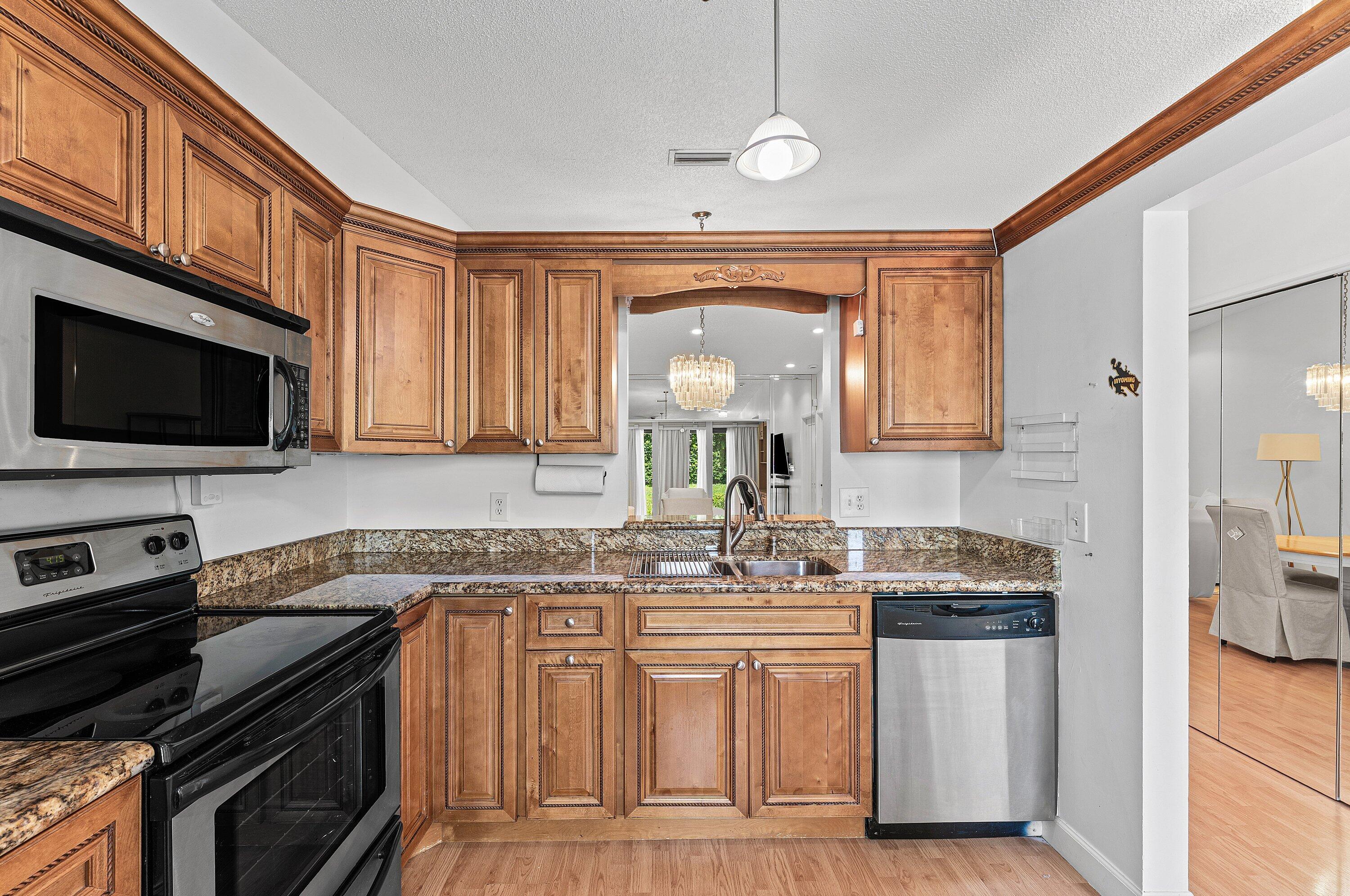 WHISPER WALK - Residential