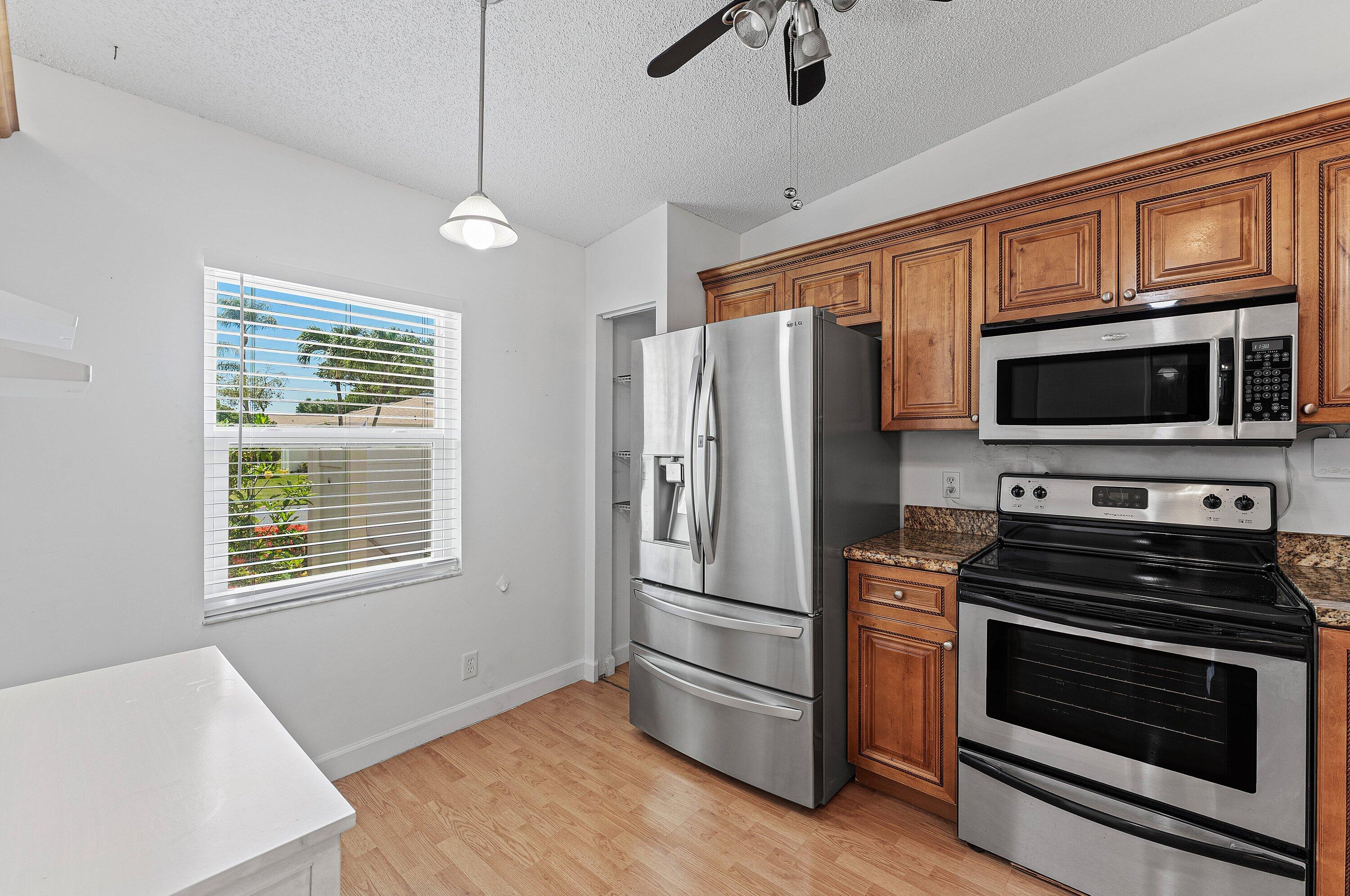 WHISPER WALK - Residential