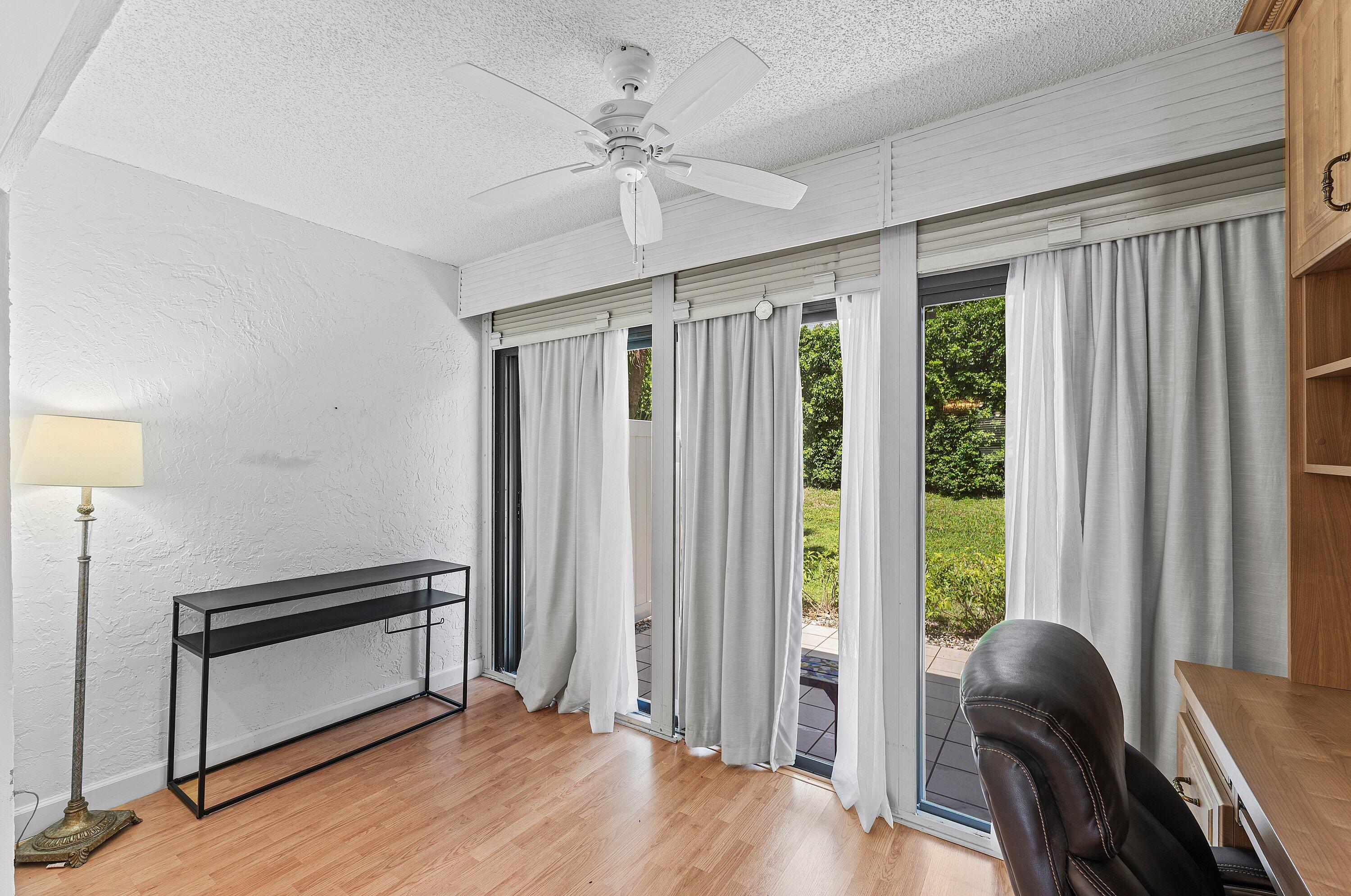 WHISPER WALK - Residential