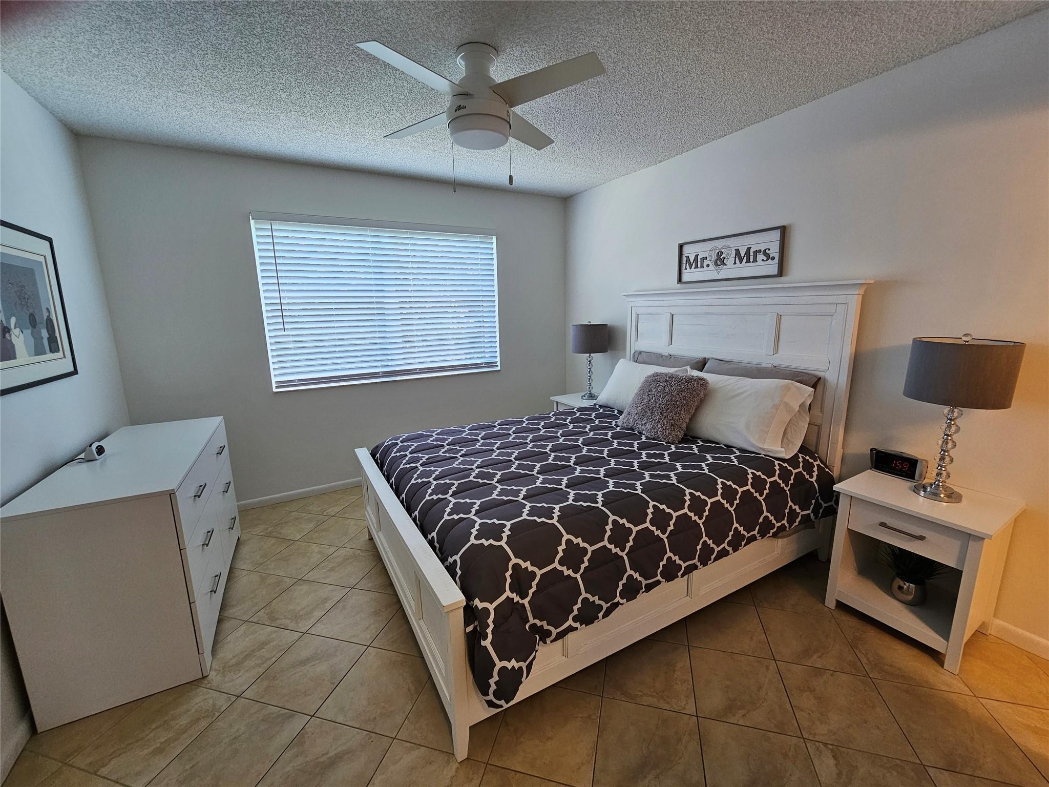 CYPRESS BEND CONDOMINIUM V - Residential Lease