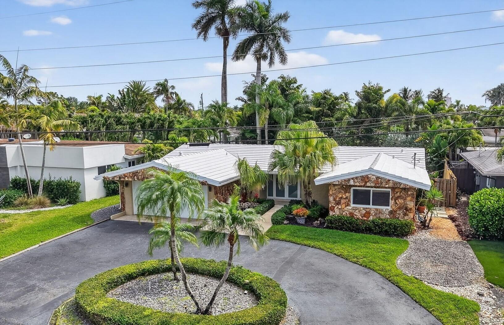 EDGEWATER ESTATES - Residential