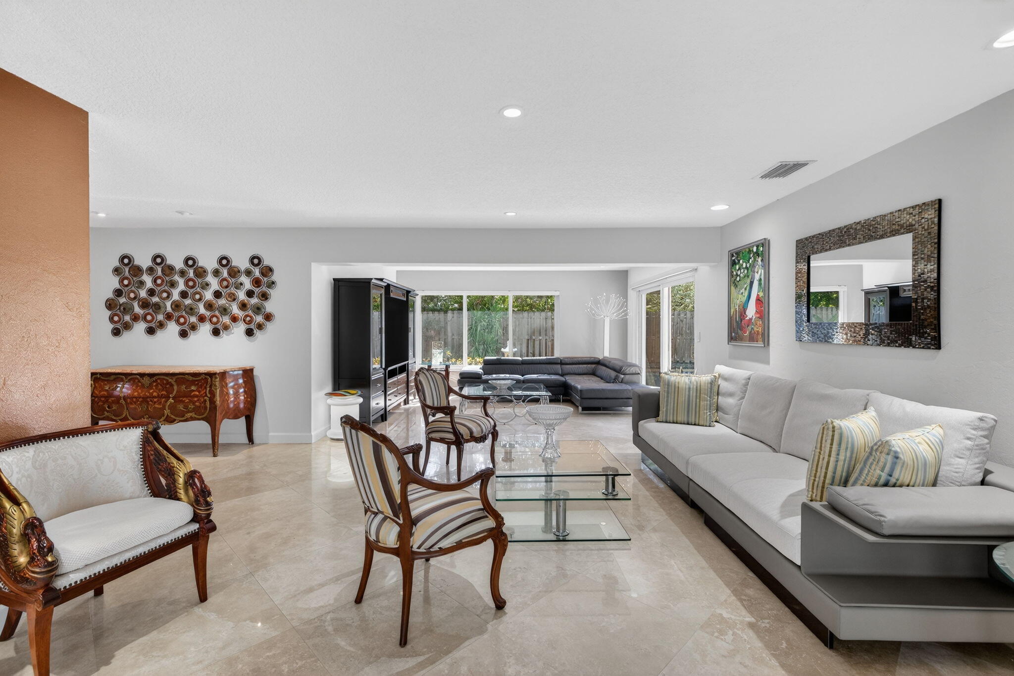 EDGEWATER ESTATES - Residential