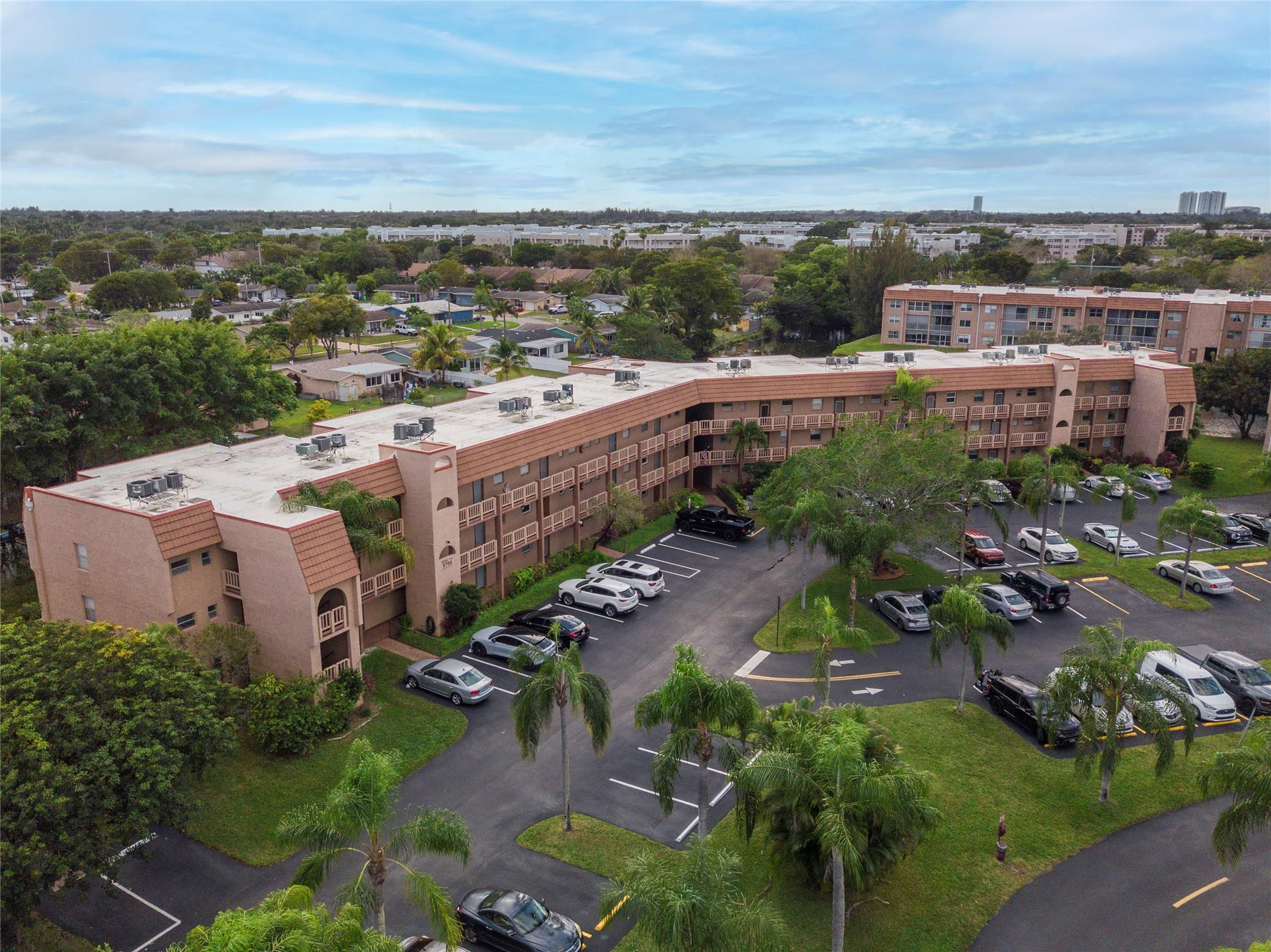 Sunrise Lakes - Residential