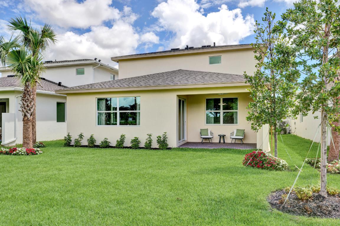DELRAY TRAILS AT VILLA DELRAY PUD - Residential