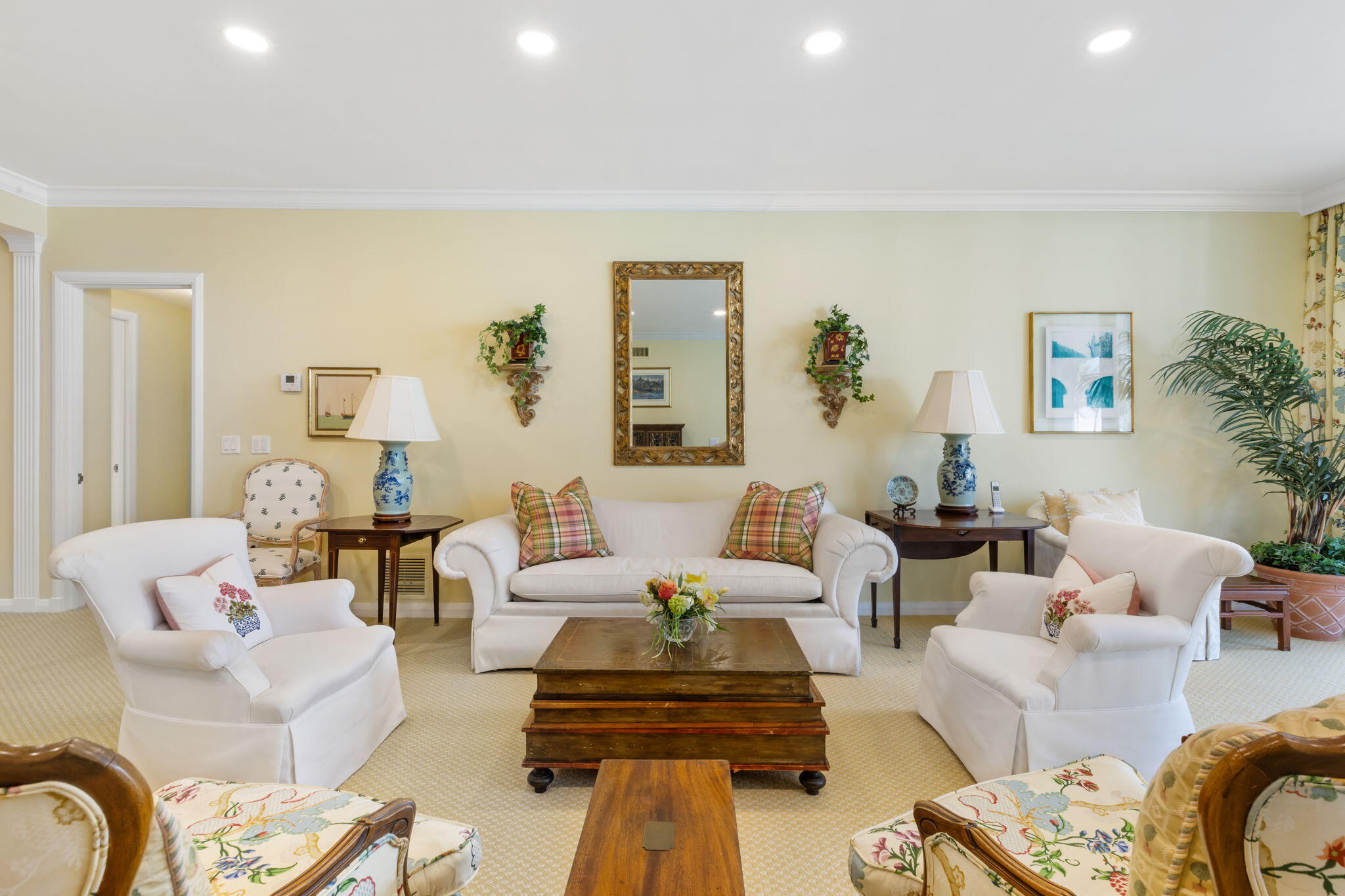 ONE ROYAL PALM WAY CONDO - Residential