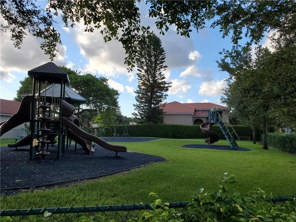 Lees Crossing - Residential