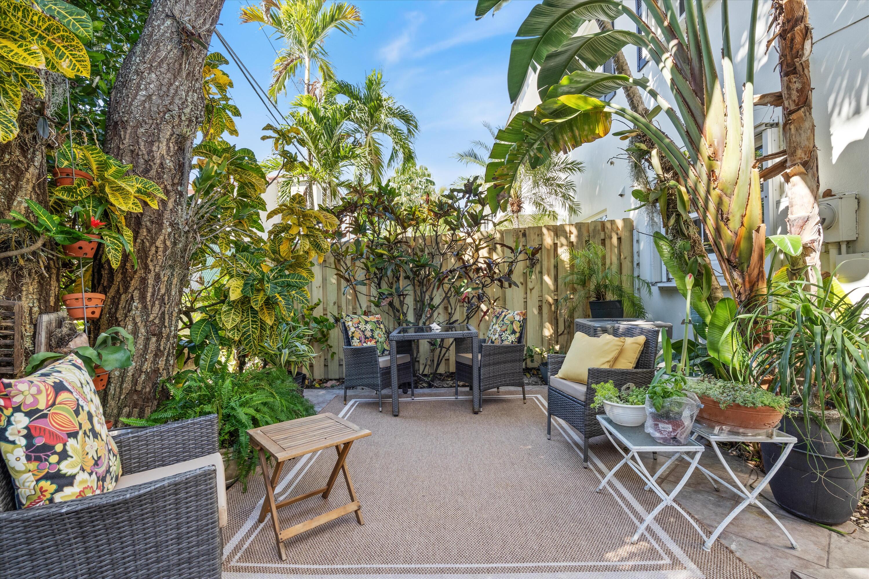 RIDGE HOMES CONDO - Residential