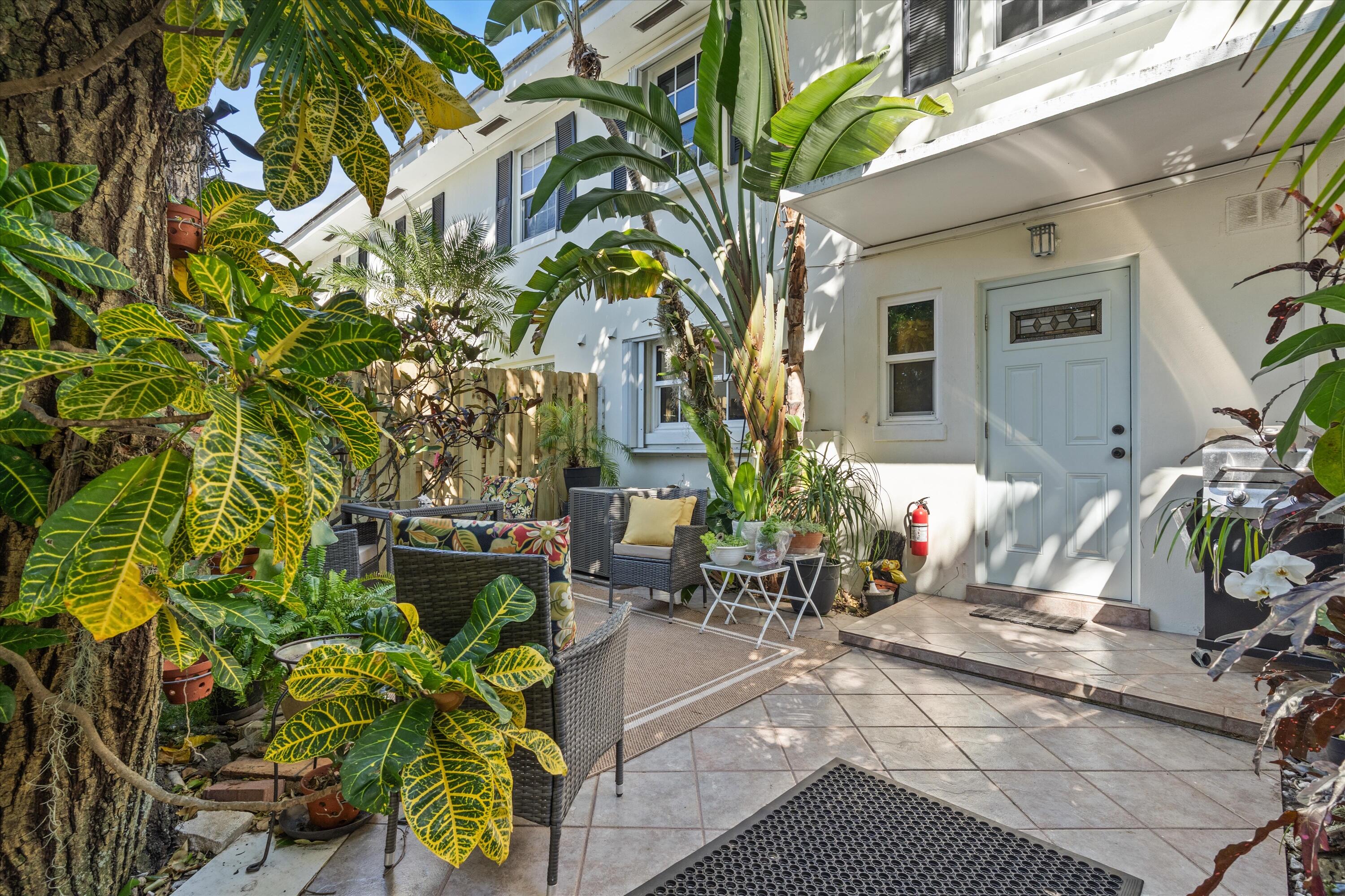 RIDGE HOMES CONDO - Residential