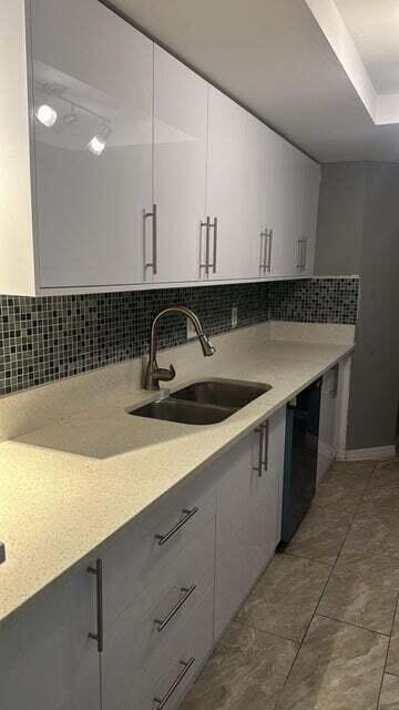 GRAND ISLES CONDO - Residential Lease