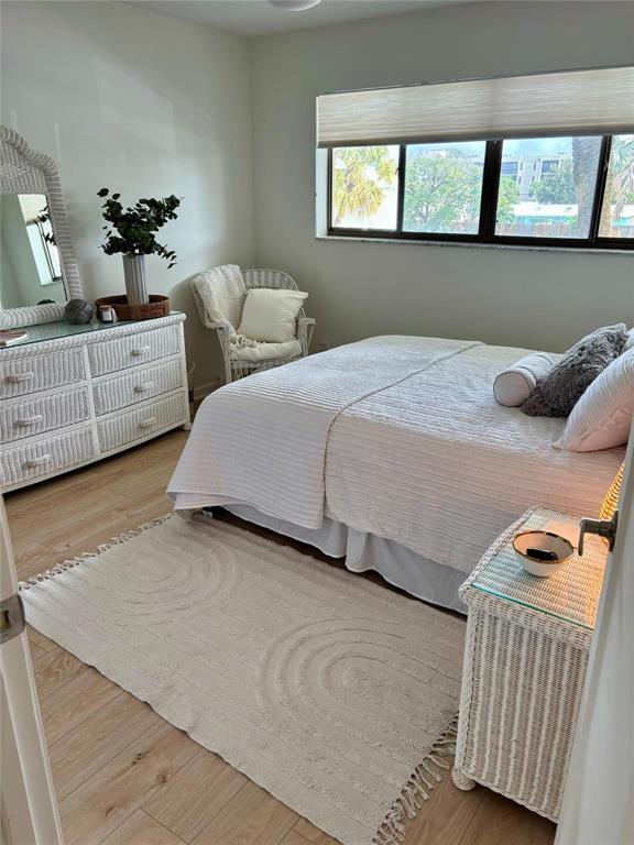 PIERPOINT YACHT CLUB CONDO - Residential Lease