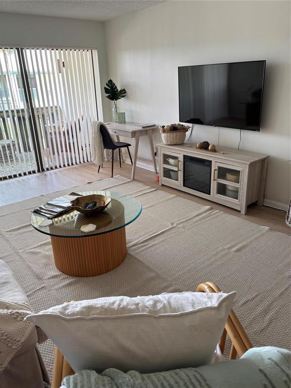 PIERPOINT YACHT CLUB CONDO - Residential Lease