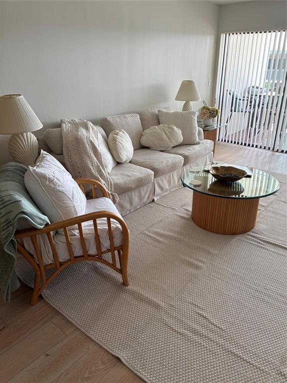 PIERPOINT YACHT CLUB CONDO - Residential Lease