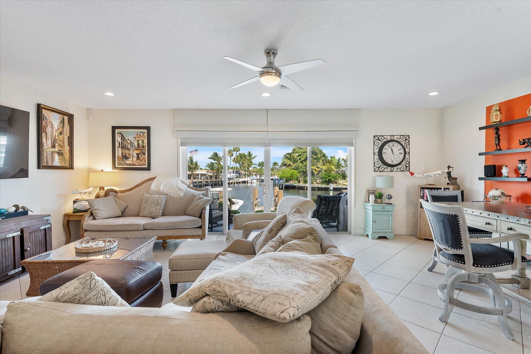 INDIGO POINTE - Residential
