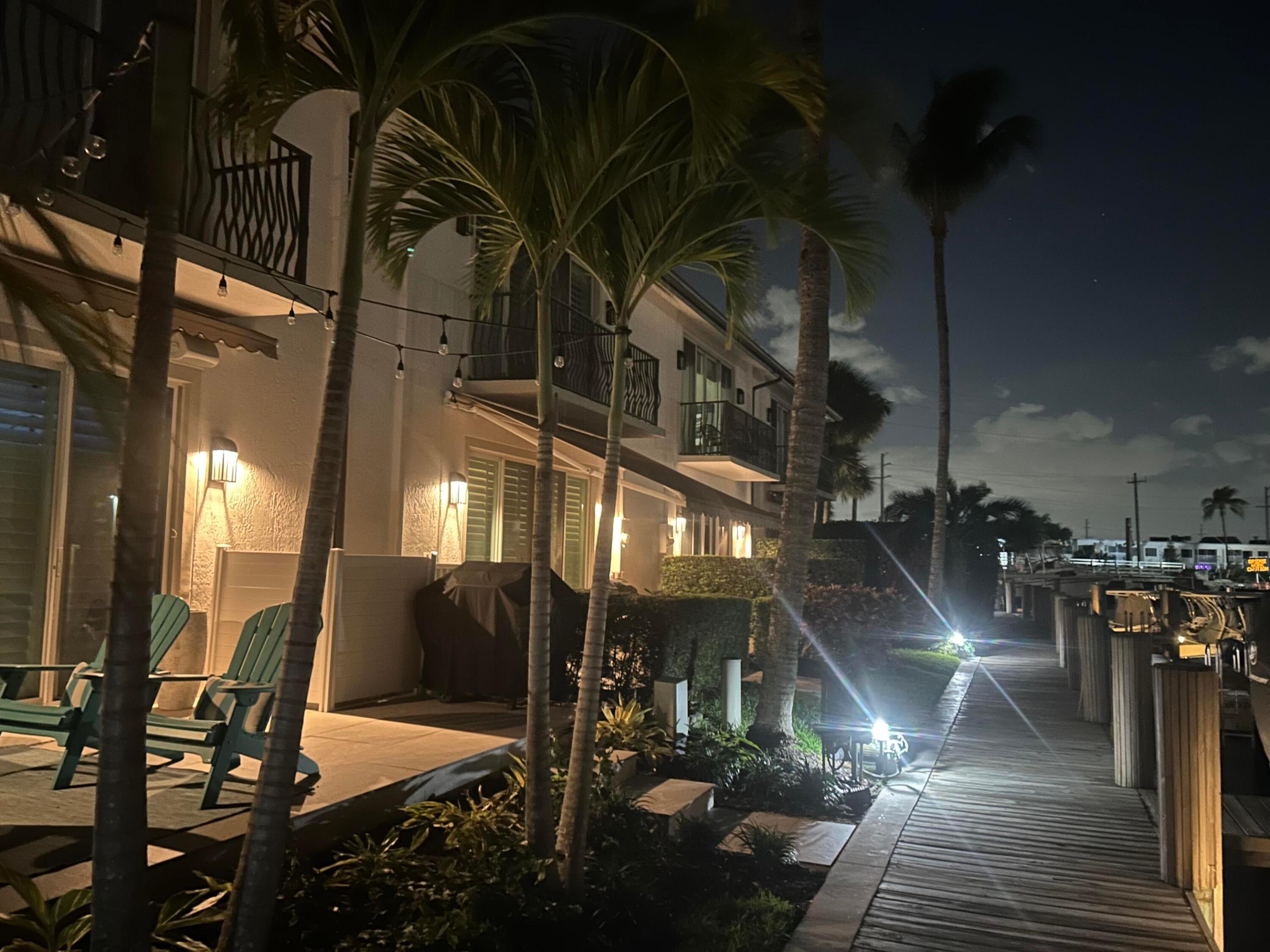 INDIGO POINTE - Residential