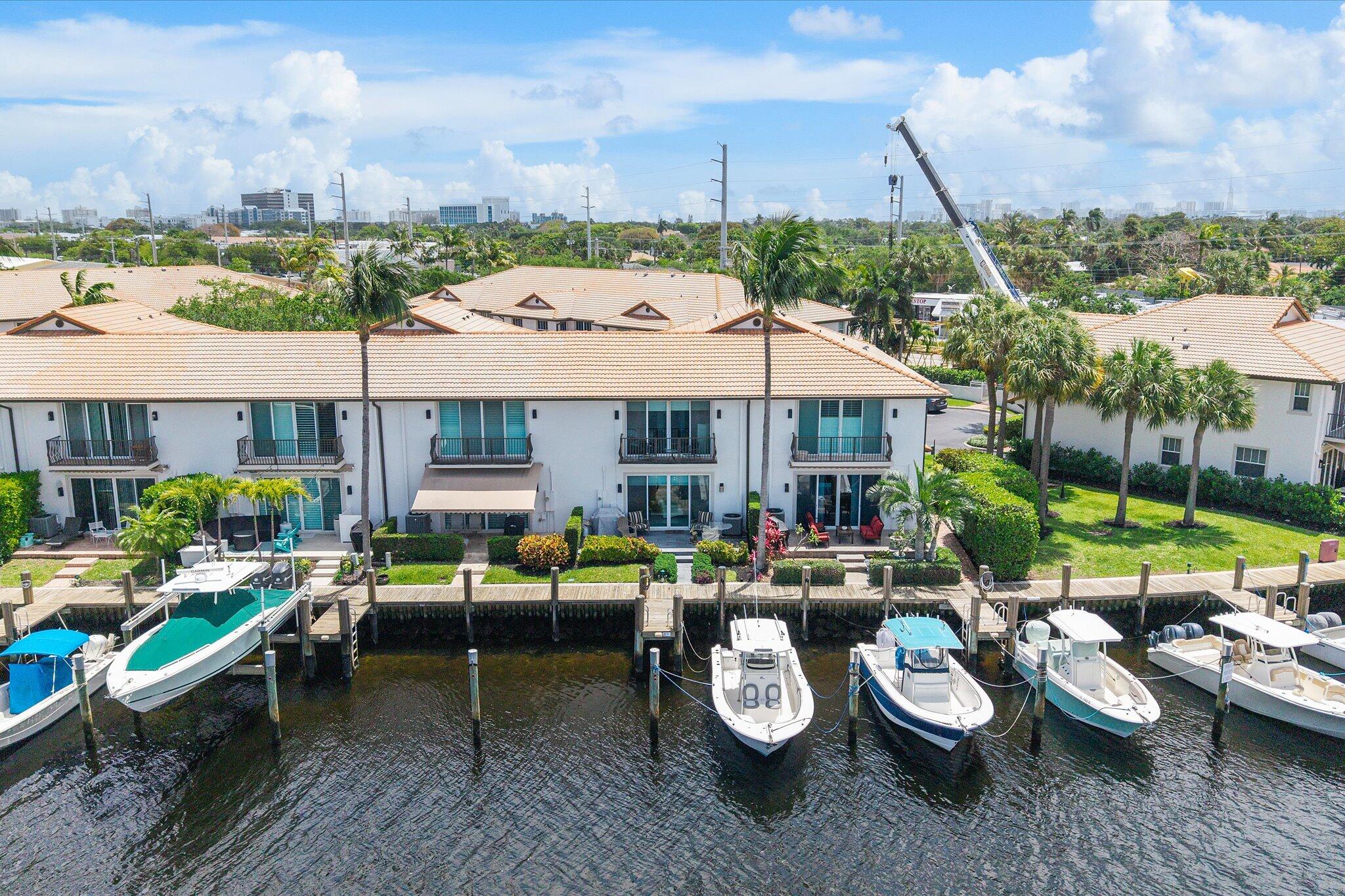 INDIGO POINTE - Residential