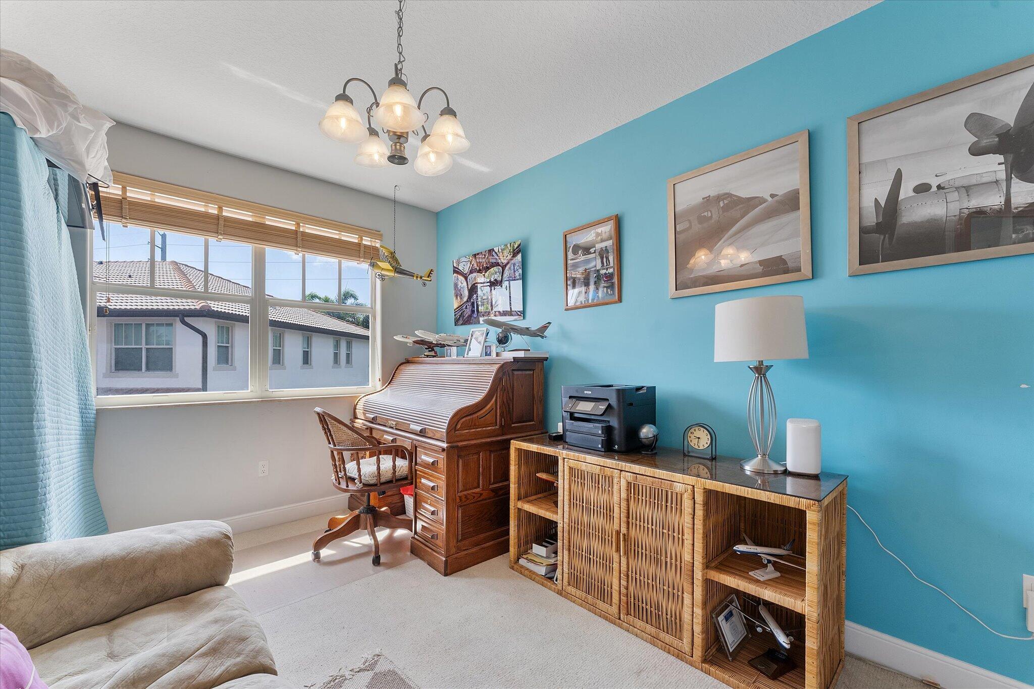 INDIGO POINTE - Residential