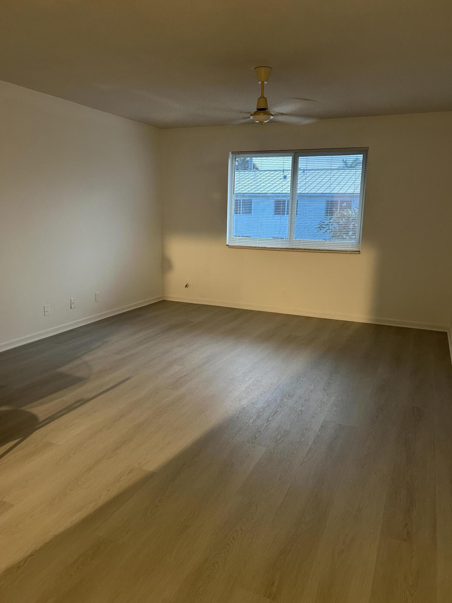 Brand New Vinyl Floors that were just installed- Freshly Painted unit- Just Move in !!One of the lowest maintenance fees in the building- Beautiful Pool View -Quiet Exposure-This is an opportunity to live in Imperial Point- Short Drive to the Beach- Many Restaurants and shopping near by !!