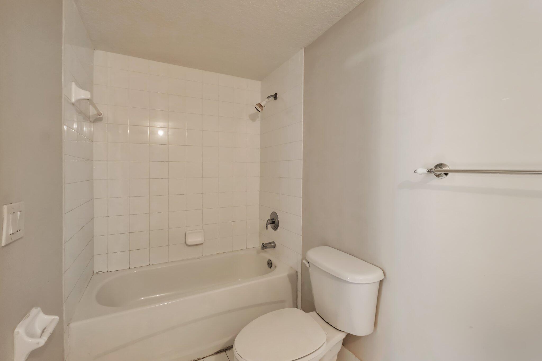 BELVEDERE ISLES CONDO NO 2 - Residential Lease