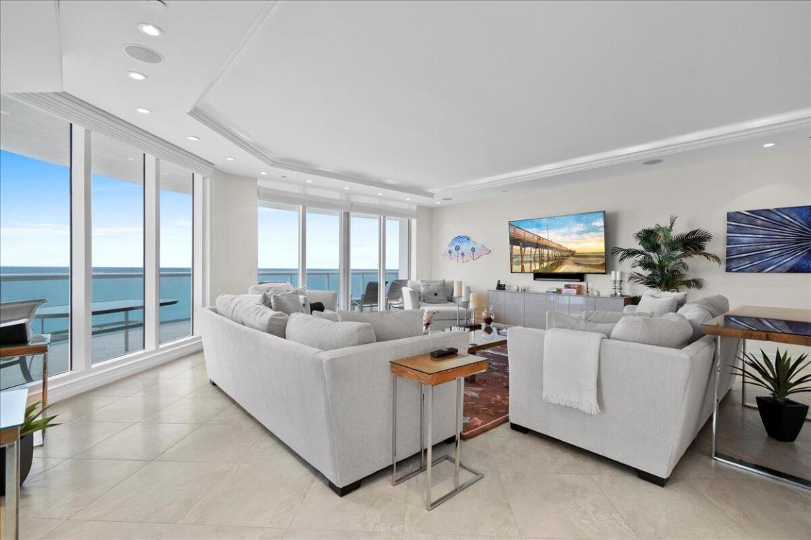 BEACH FRONT - Residential