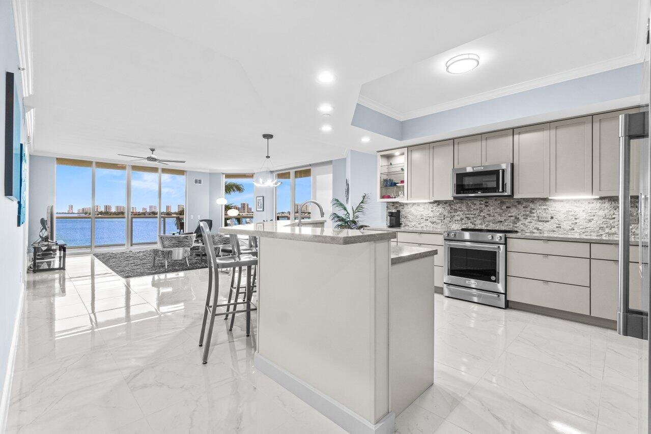 MARINA GRANDE RIVIERA BEACH CONDO - Residential