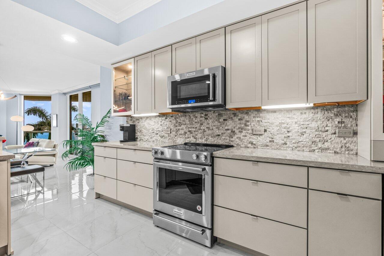 MARINA GRANDE RIVIERA BEACH CONDO - Residential