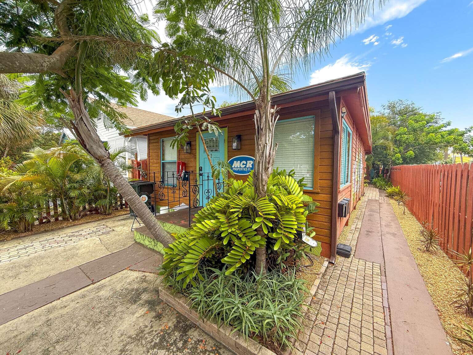 LAKE WORTH TOWN OF - Residential Income