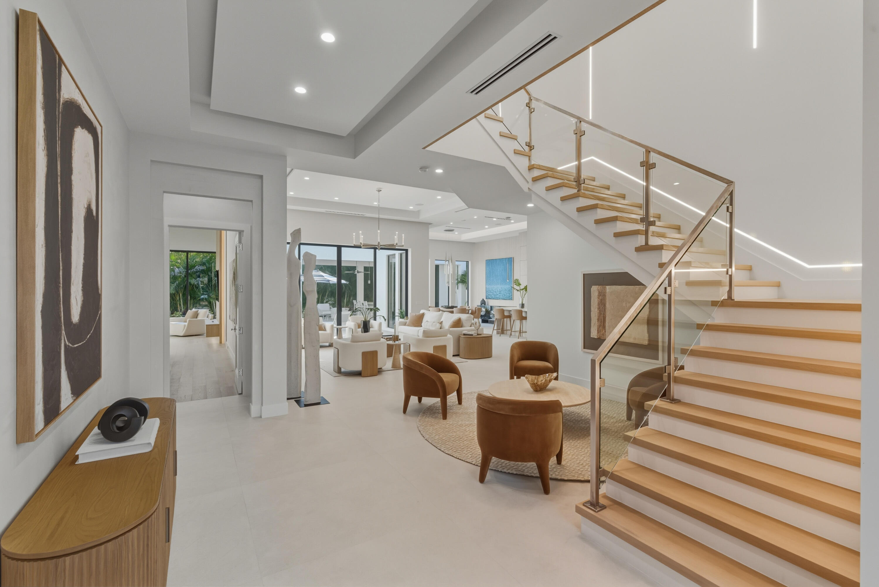 KINGS COURT REPLAT - Residential