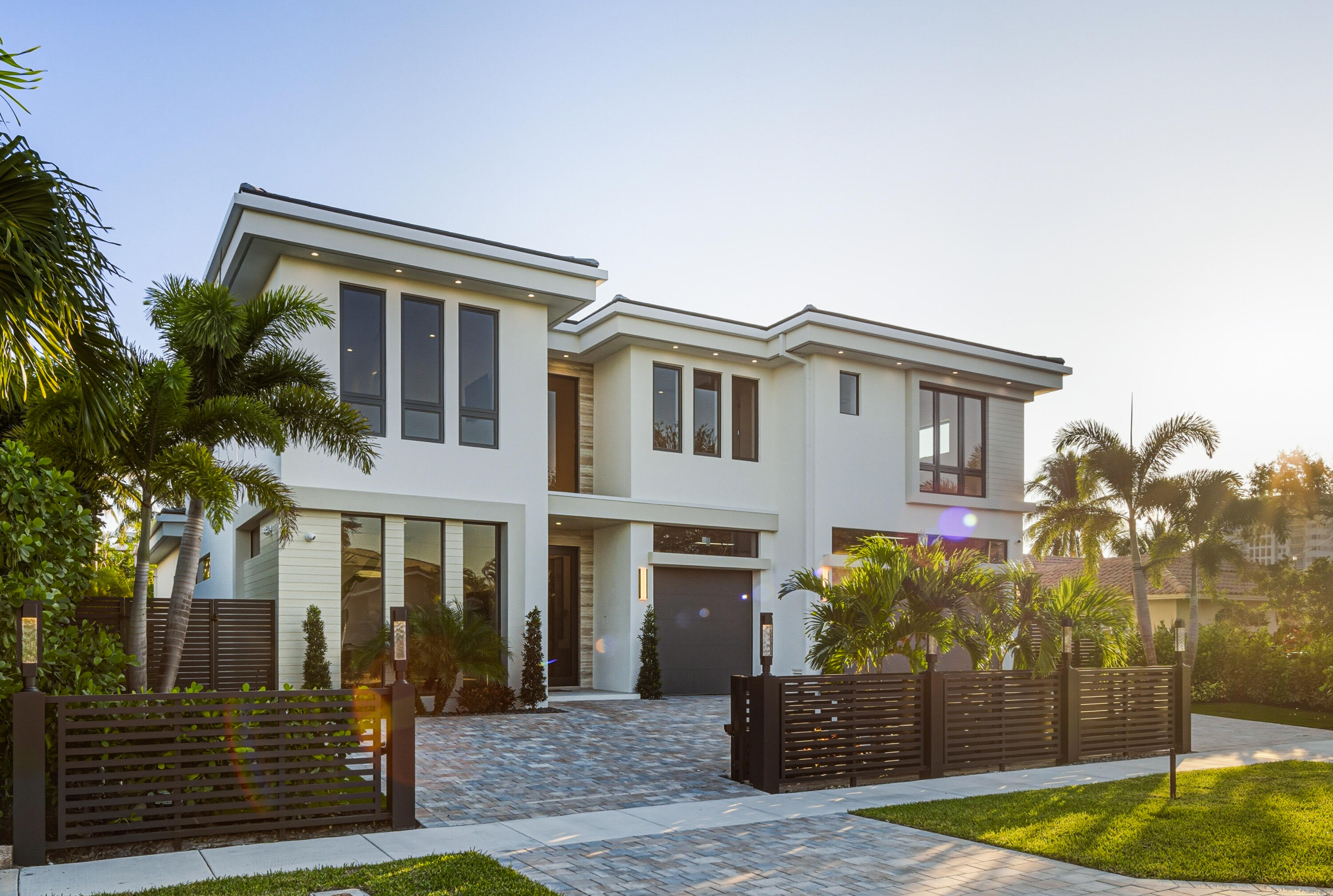KINGS COURT REPLAT - Residential