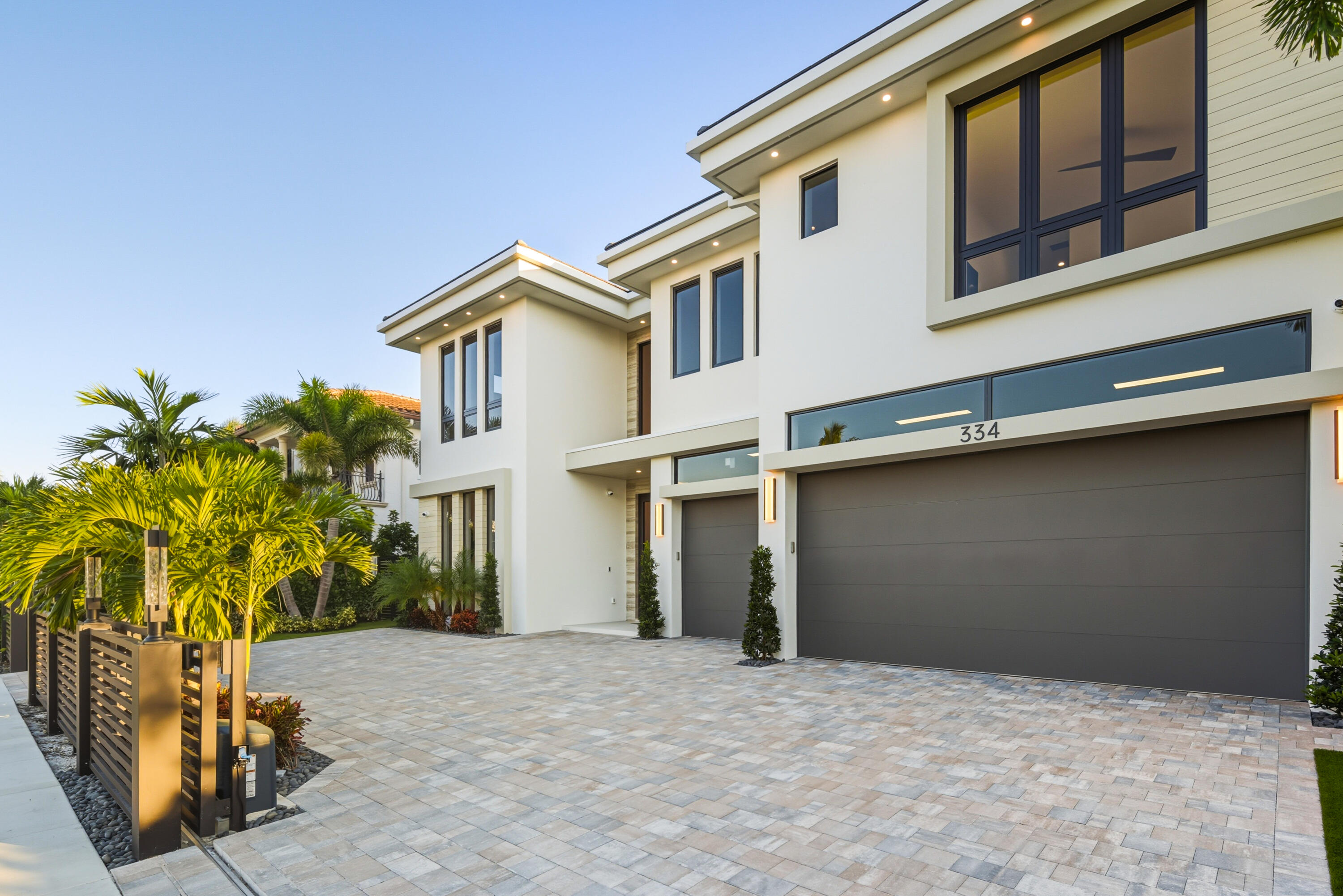 KINGS COURT REPLAT - Residential
