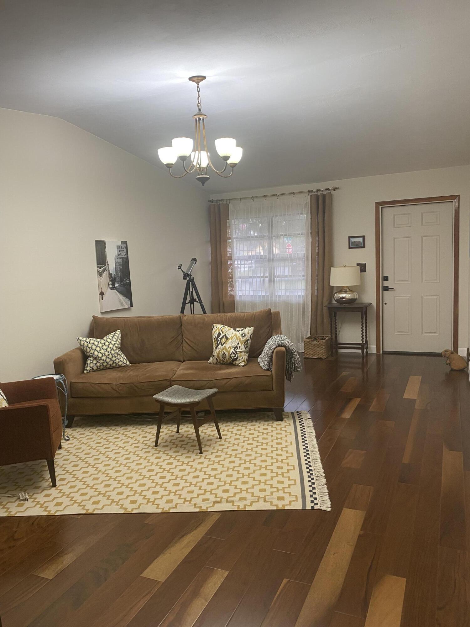 FOREST LAKE - Residential