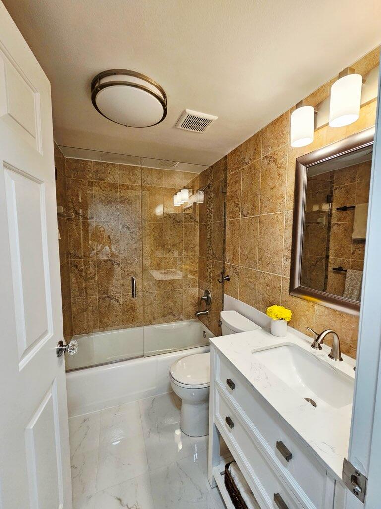 LAKES CONDO - Residential