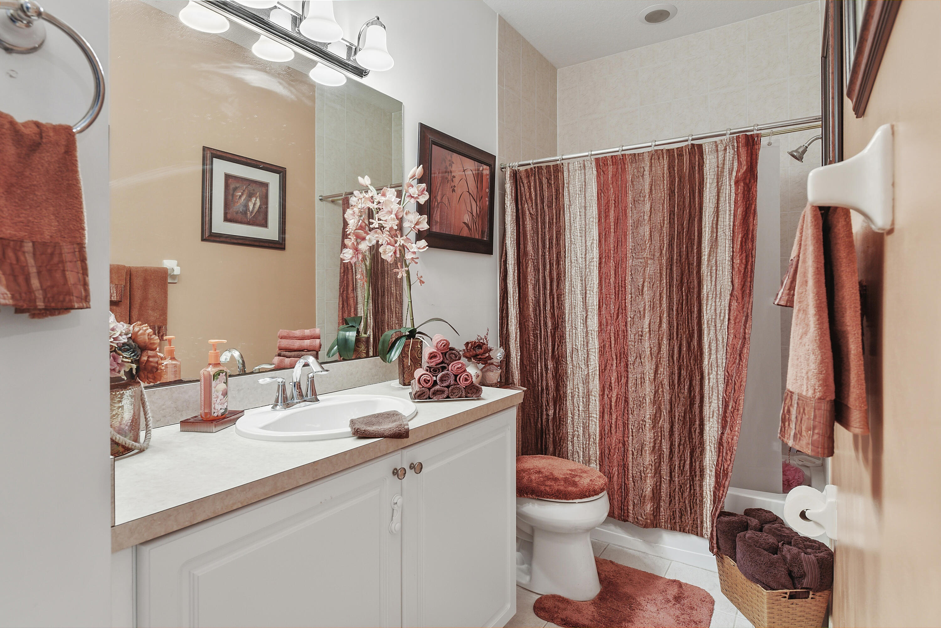 THIRD REPLAT OF PORTOFINO ISLES - Residential
