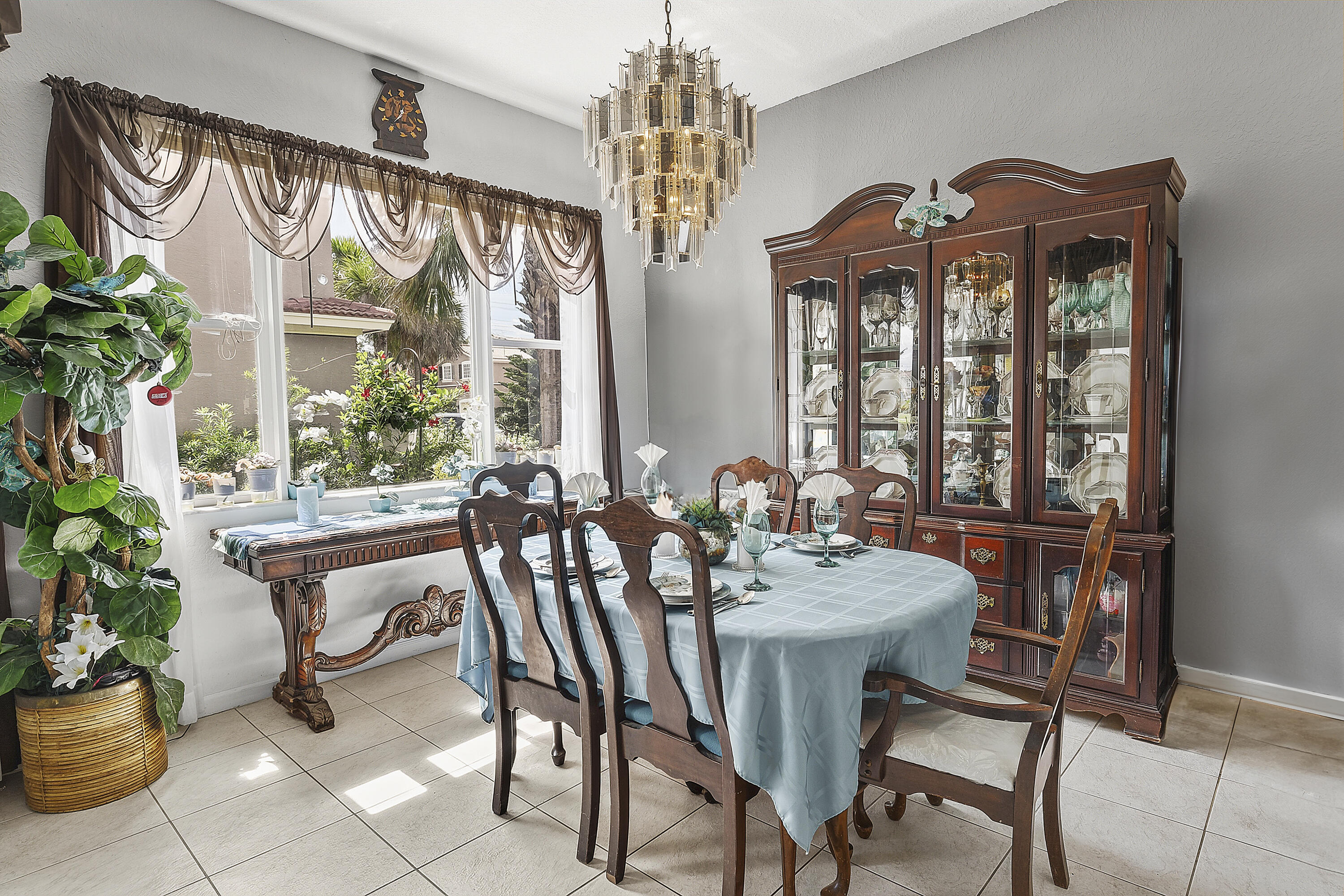 THIRD REPLAT OF PORTOFINO ISLES - Residential