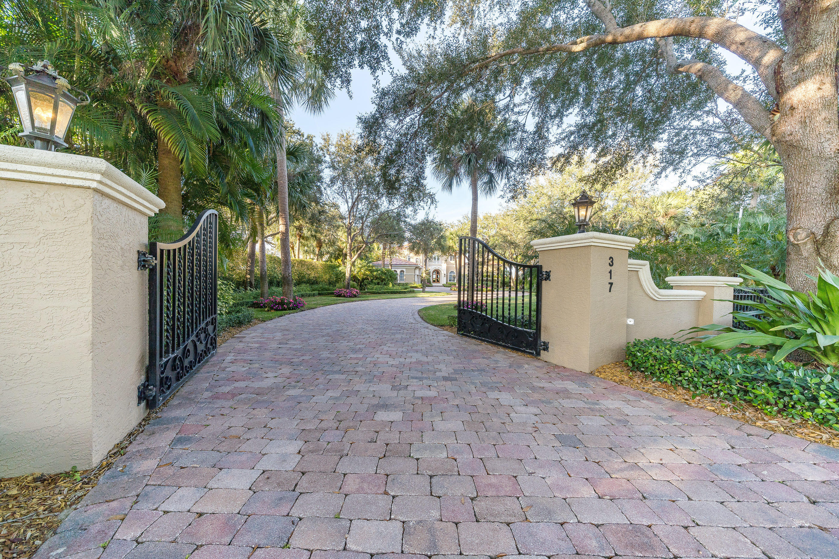 Sanctuary Bay - Residential