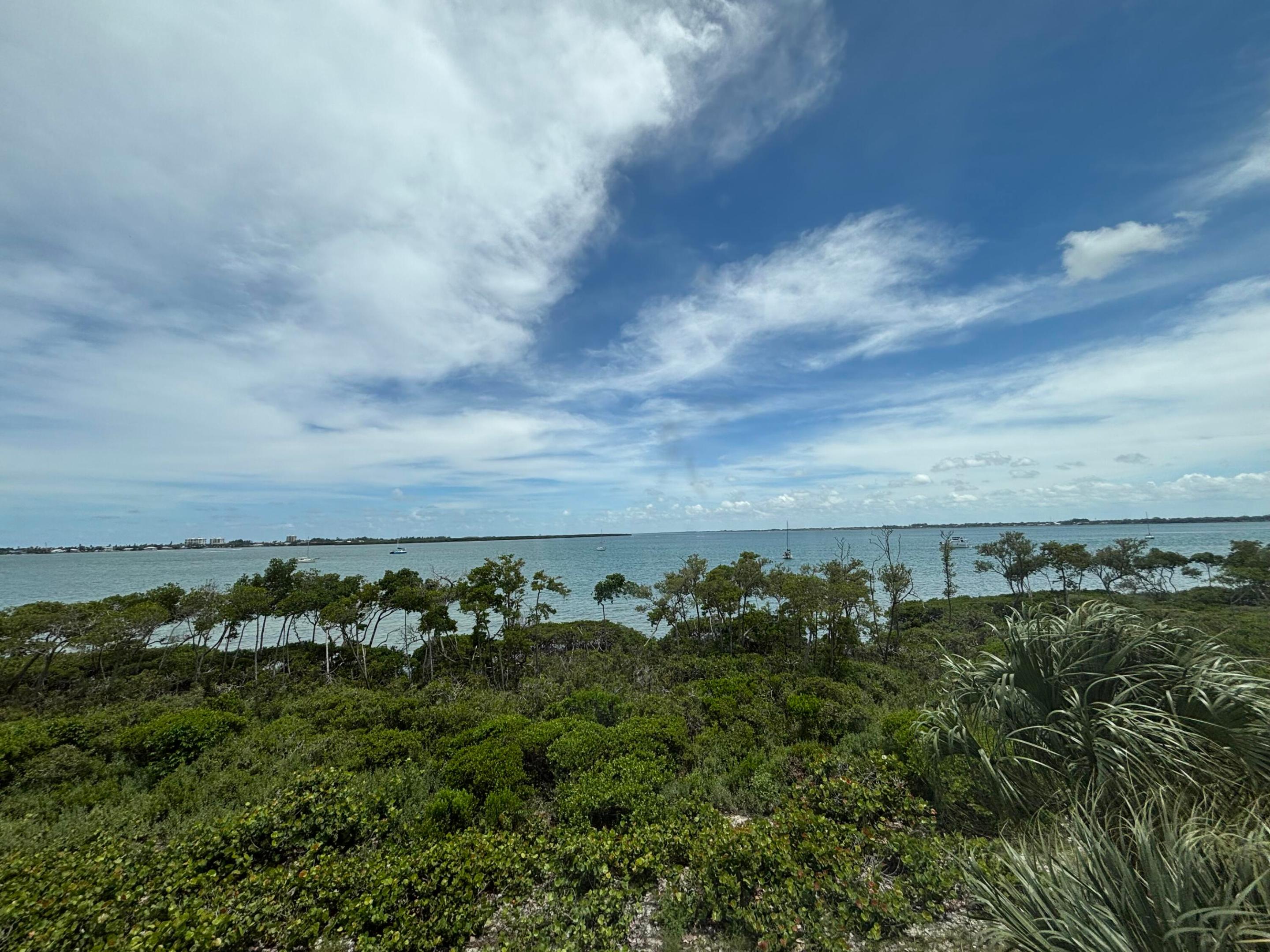 Har bour Isle West - Residential