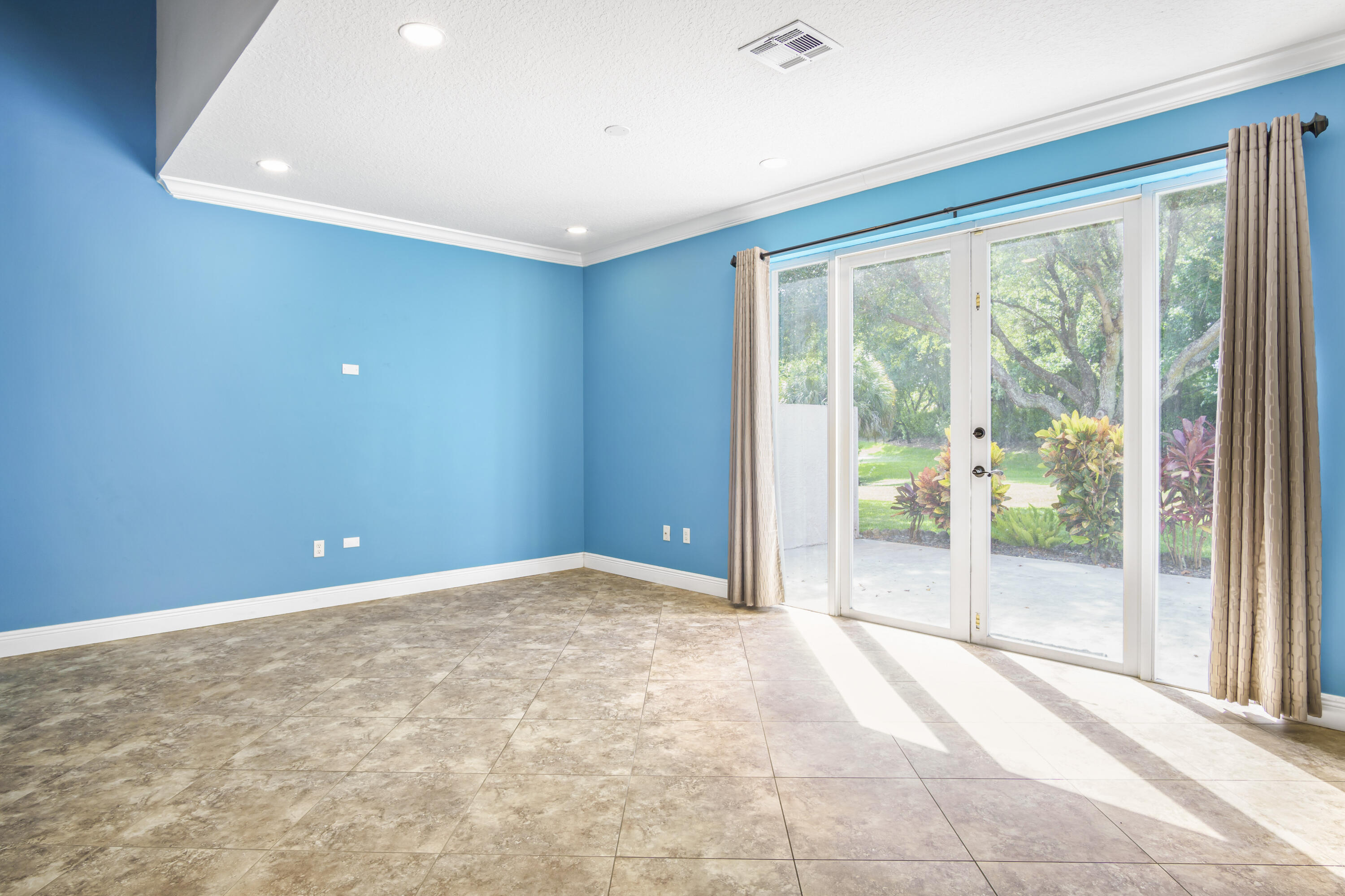SMITH DAIRY WEST 8 - Residential