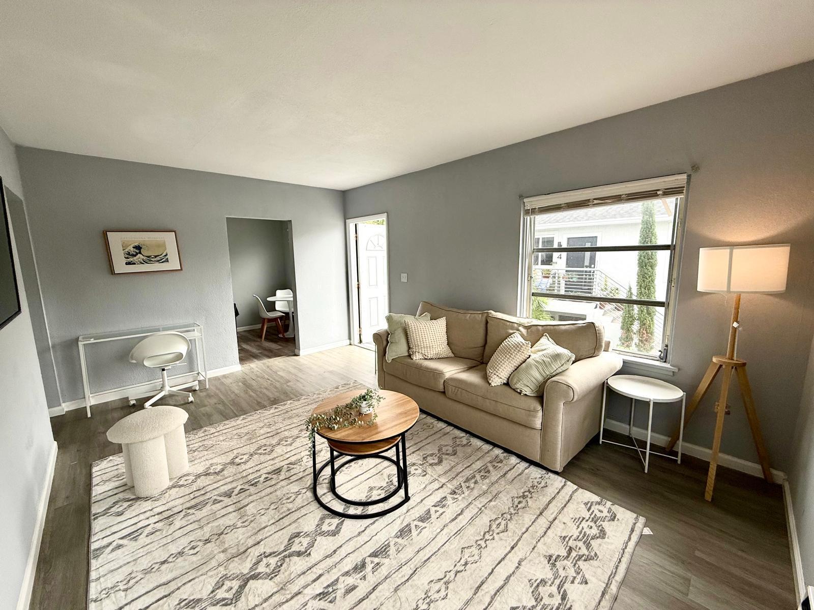 ESTATES OF SOUTH PALM BEACH ADD 1 - Residential Lease