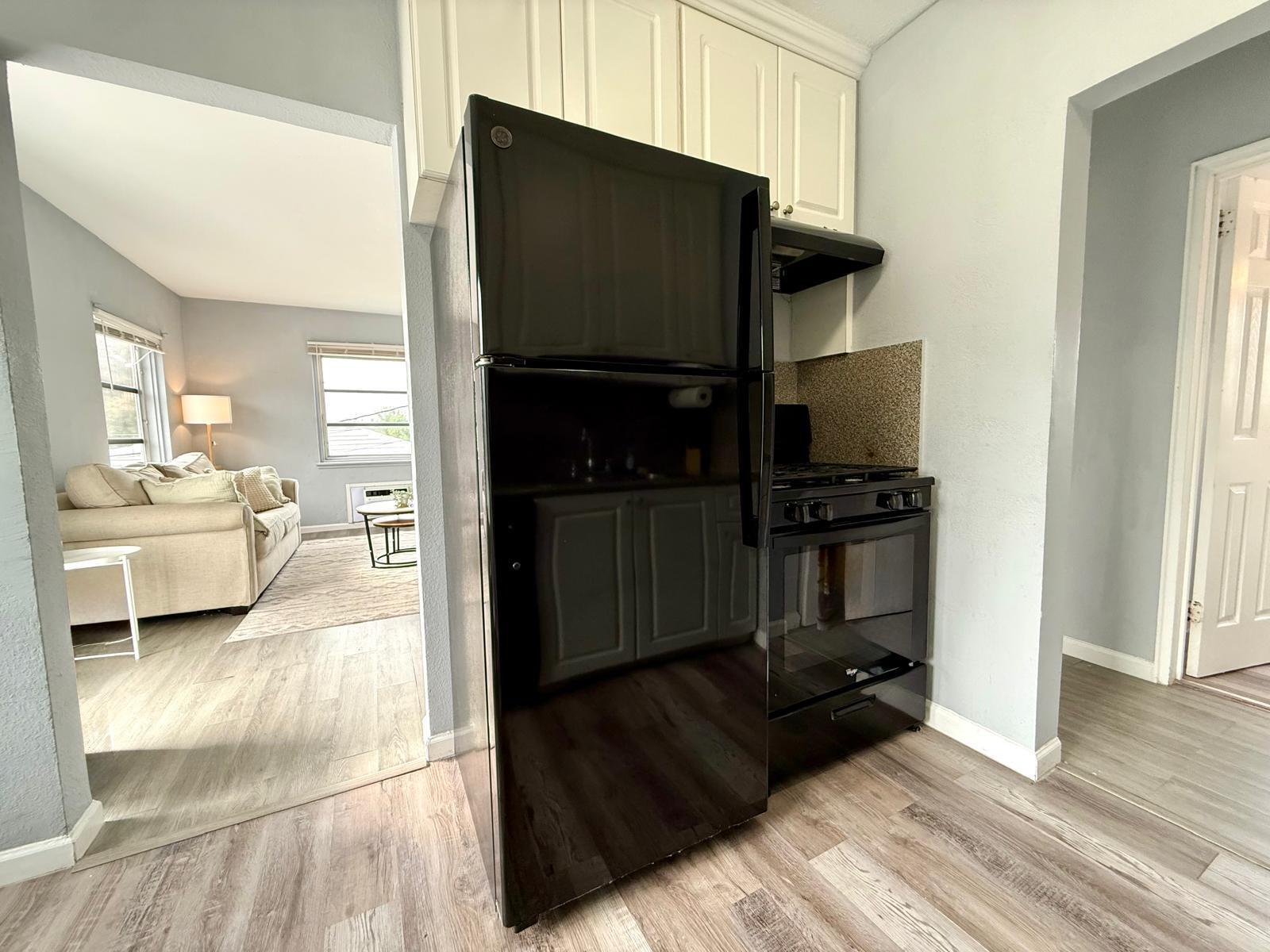 ESTATES OF SOUTH PALM BEACH ADD 1 - Residential Lease