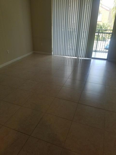 ST ANDREWS AT POLO CLUB CONDO - Residential