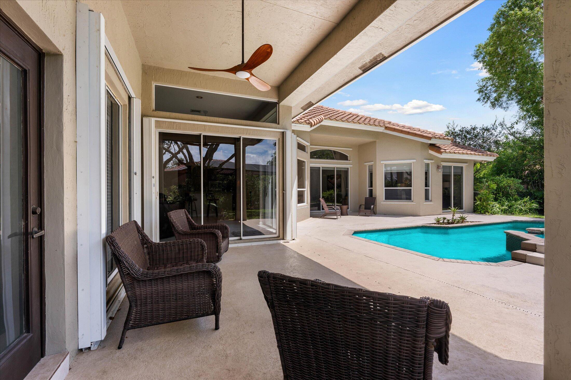 MEADOW RUN WEST - Residential