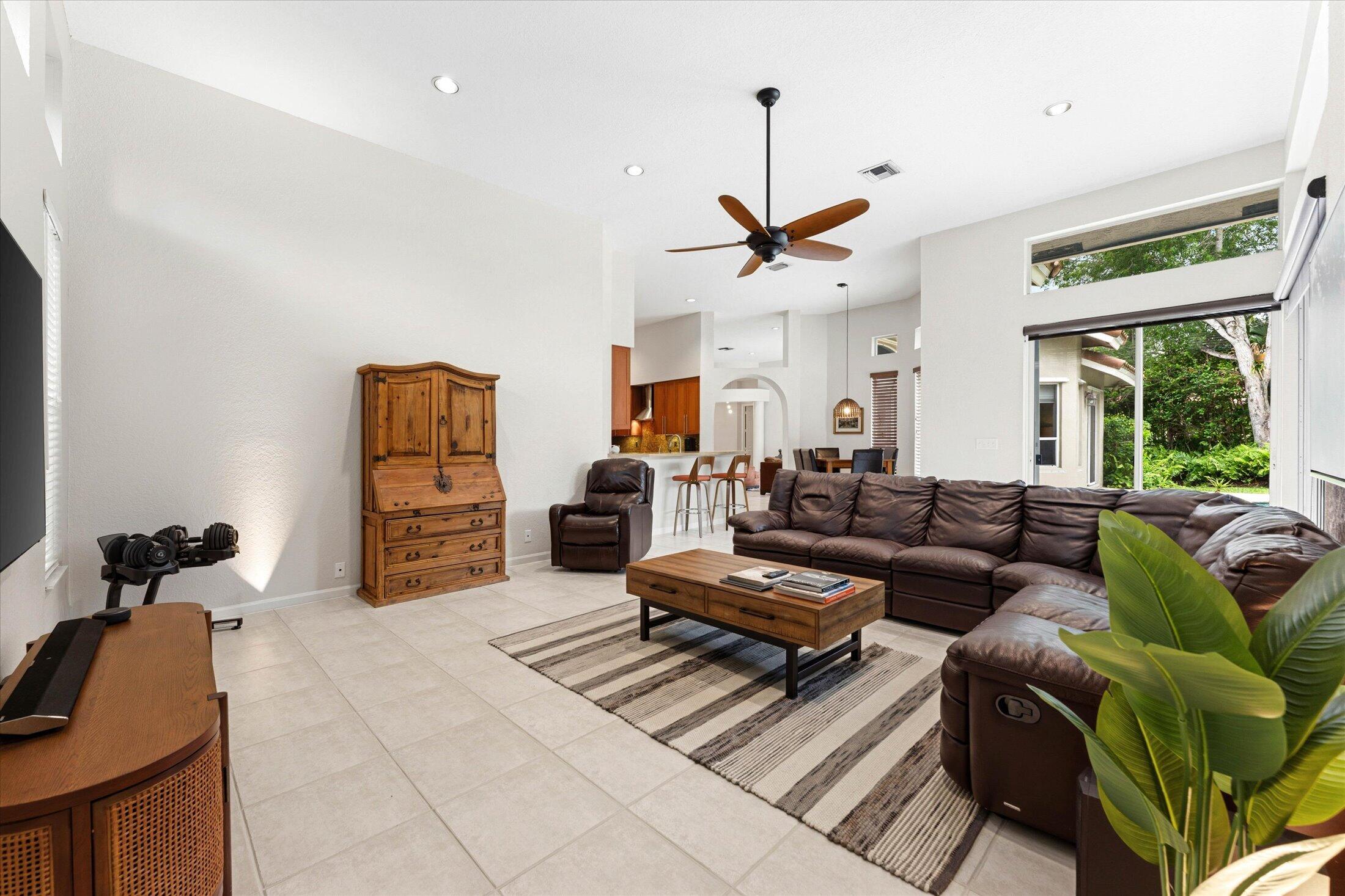 MEADOW RUN WEST - Residential