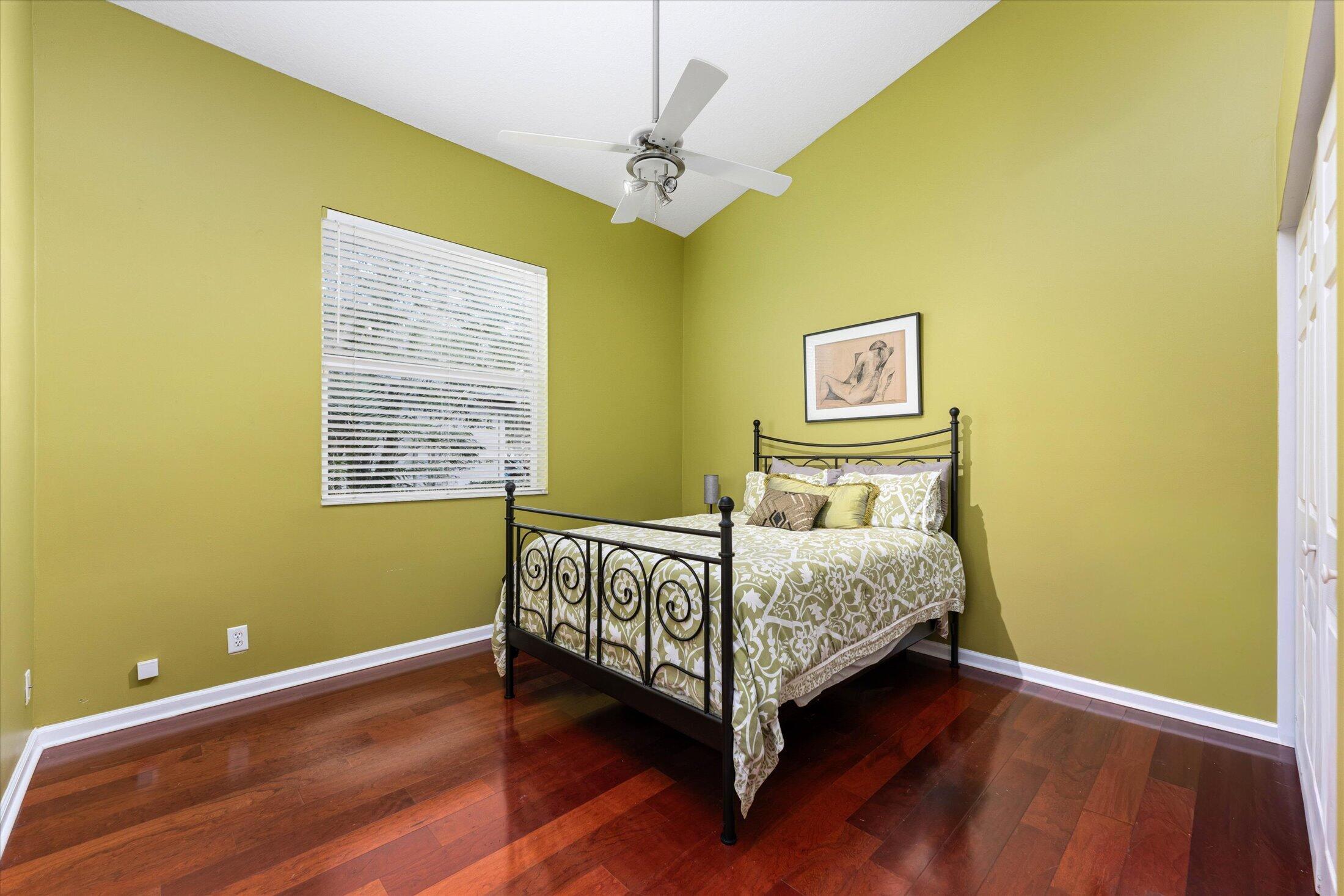 MEADOW RUN WEST - Residential