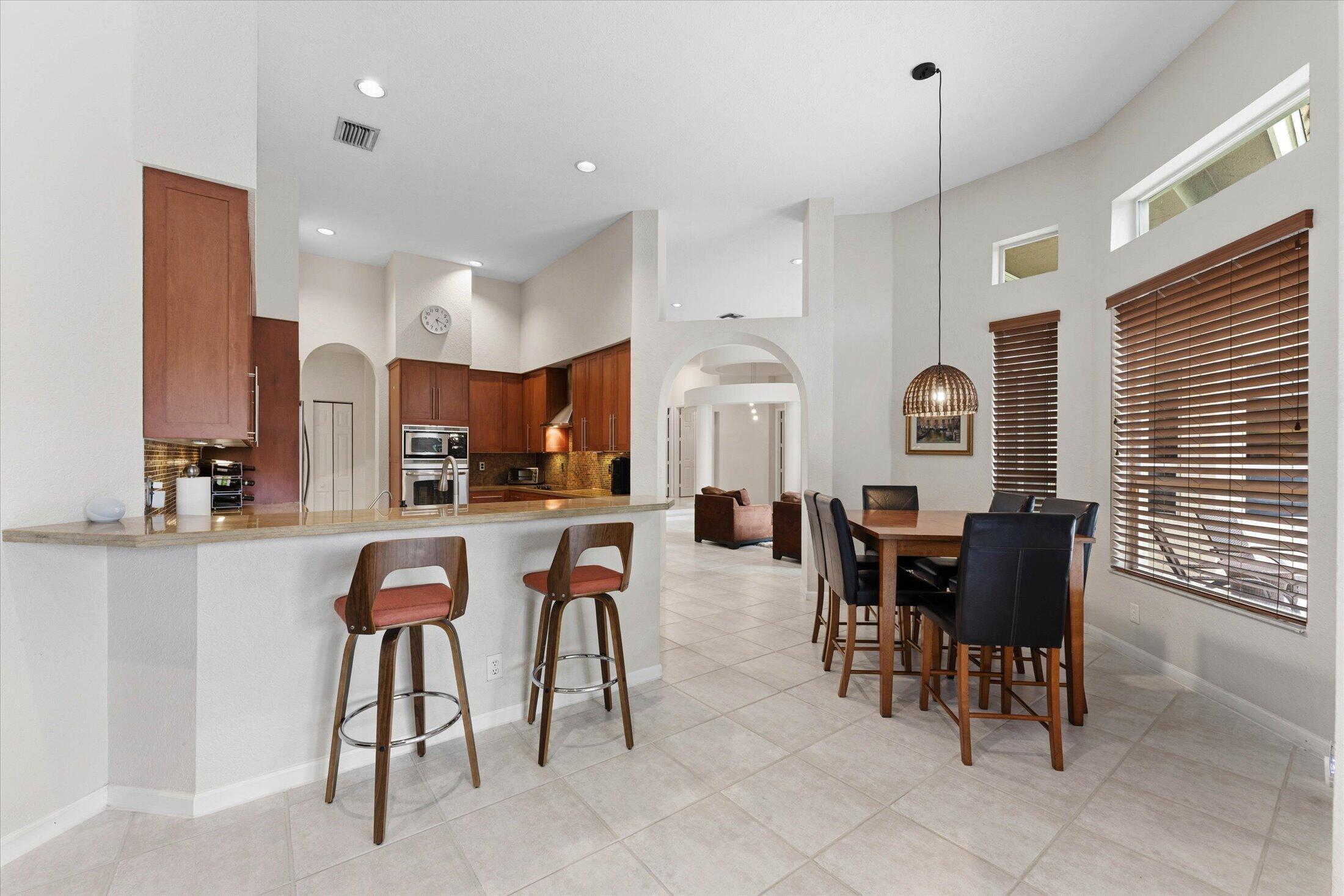 MEADOW RUN WEST - Residential