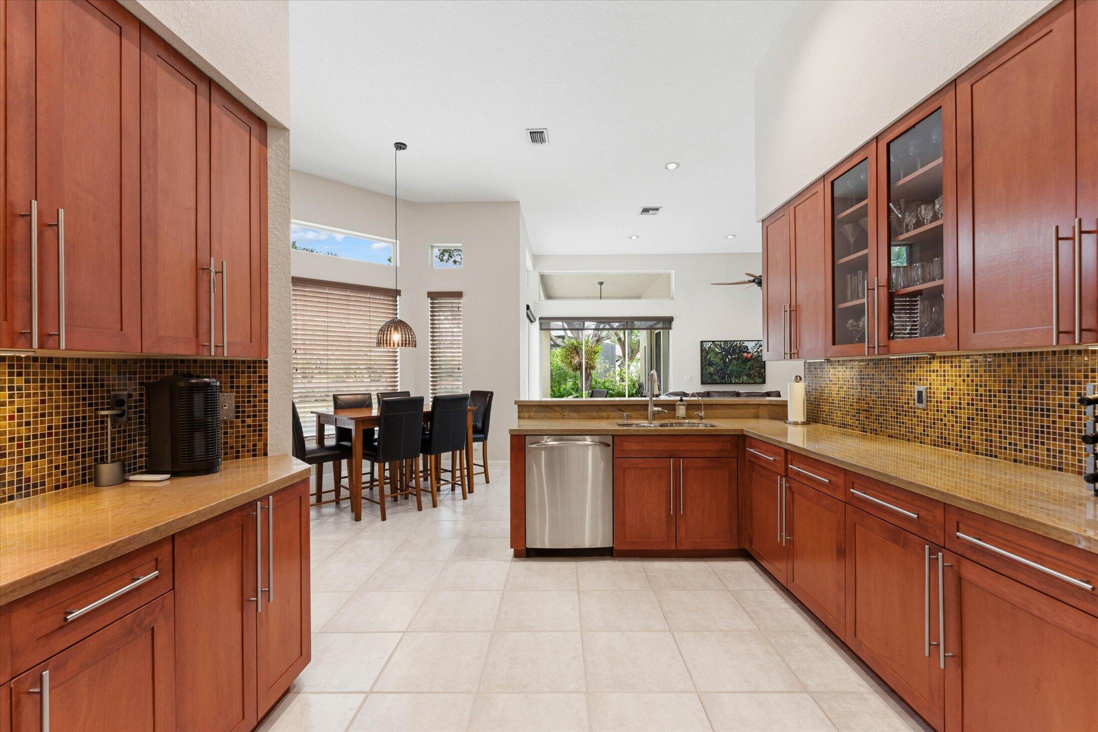 MEADOW RUN WEST - Residential