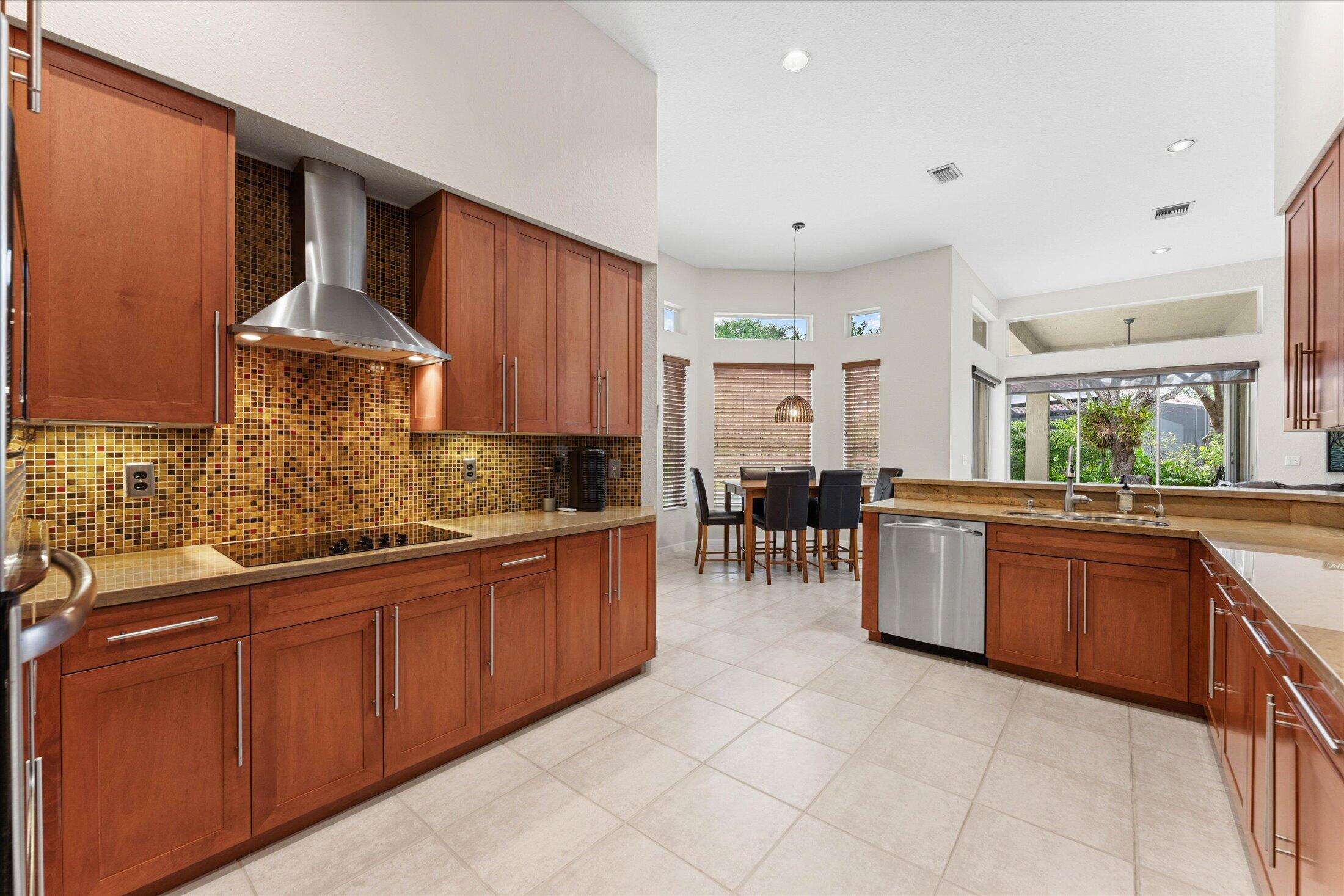 MEADOW RUN WEST - Residential
