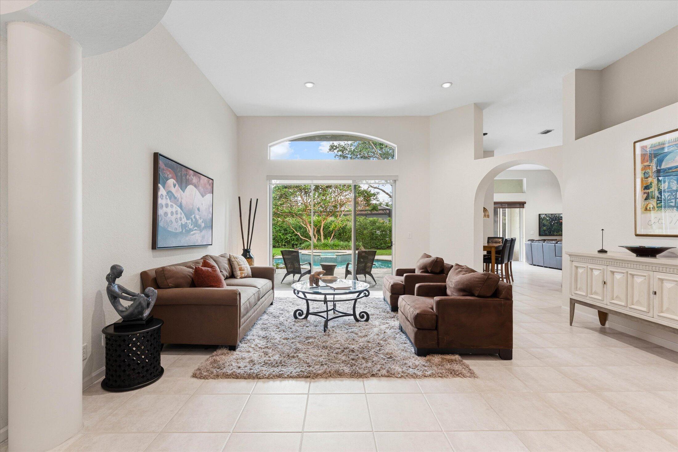 MEADOW RUN WEST - Residential