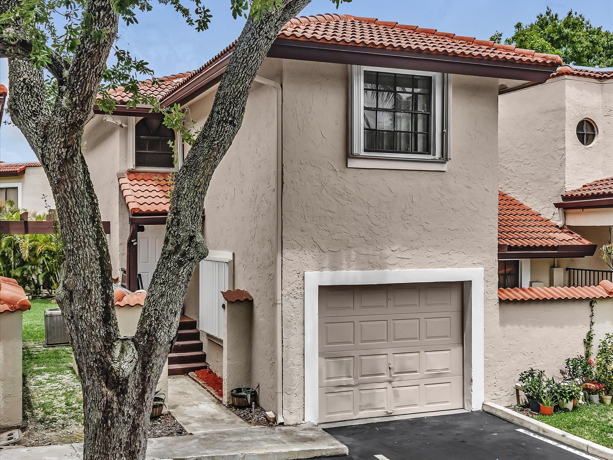 Lakeview Courts - Residential