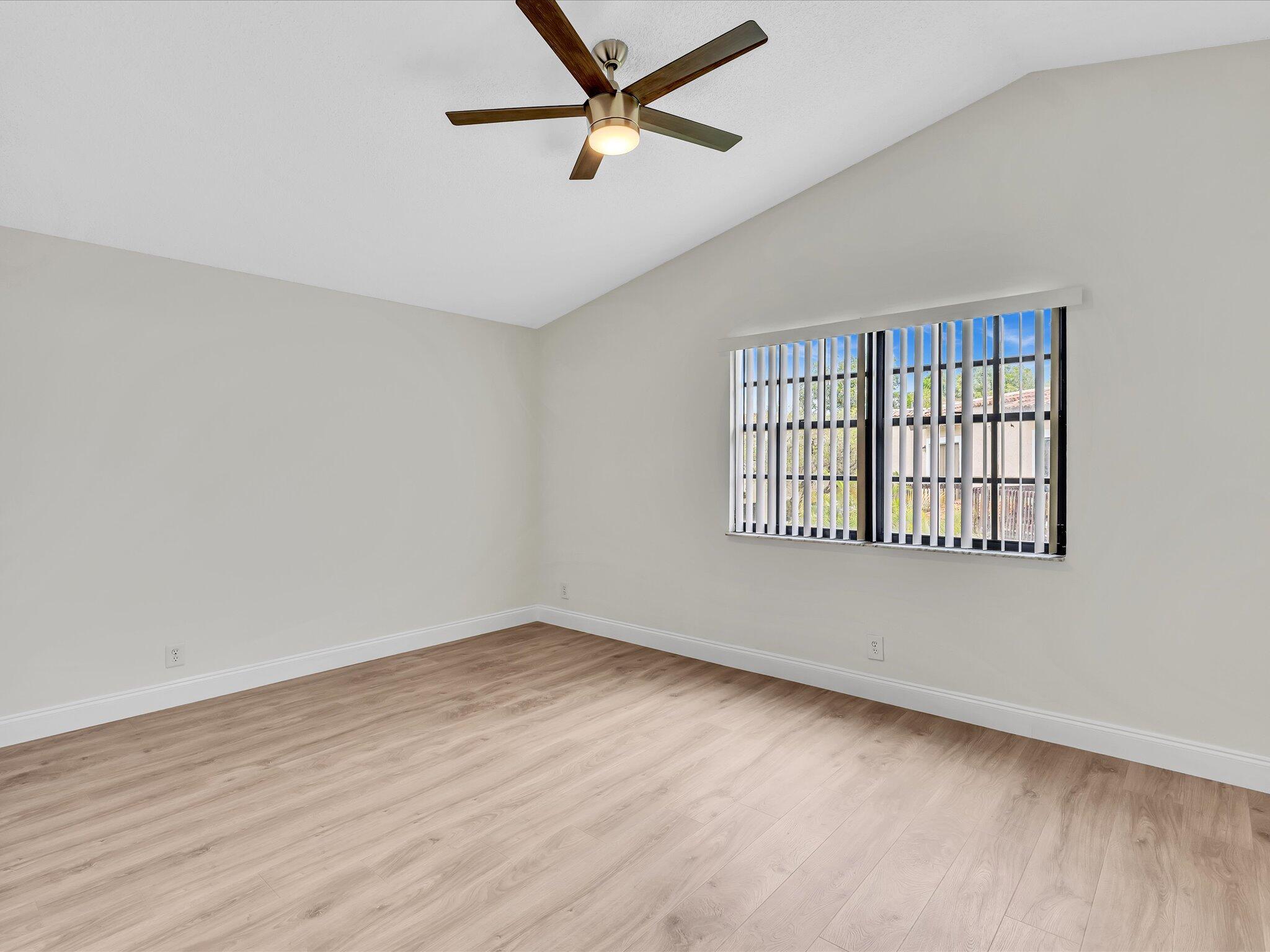Lakeview Courts - Residential
