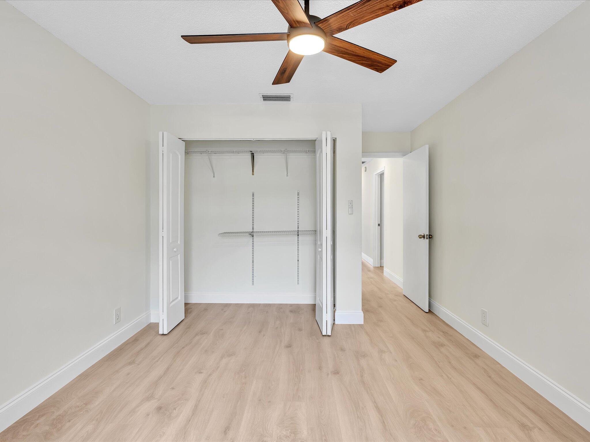 Lakeview Courts - Residential